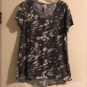 LuLaRoe Classic Tee